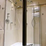 Logis - Belle Hotel, Lille-ouest ホテル