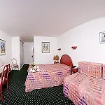 Logis - Belle Hotel, Lille-ouest