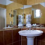 ホテル Logis - Belle Hotel, Lille-ouest バイレウル