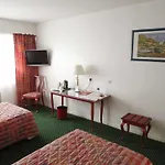 ホテル Logis - Belle Hotel, Lille-ouest バイレウル