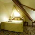 Logis - Belle Hotel, Lille-ouest