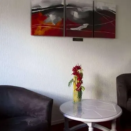 Logis - Belle Hotel, Lille-ouest Hotel