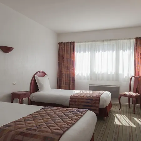 Logis - Belle Hotel, Lille-ouest Hotel