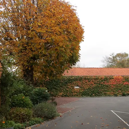 Logis - Belle Hotel, Lille-ouest Hotel Bailleul (Nord)