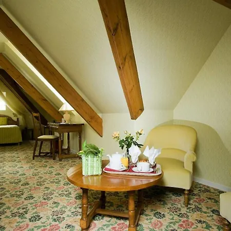 Logis - Belle Hotel, Lille-ouest