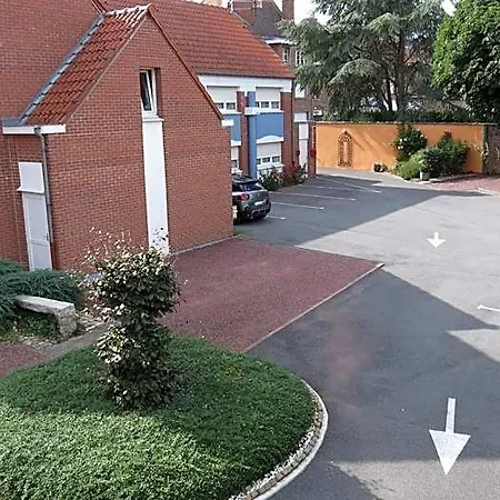 호텔 Logis - Belle Hotel, Lille-ouest