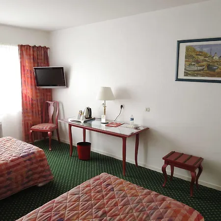 호텔 Logis - Belle Hotel, Lille-ouest 바일레울