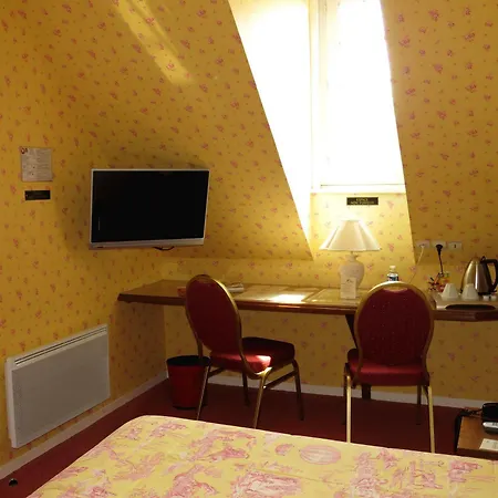 호텔 Logis - Belle Hotel, Lille-ouest 바일레울