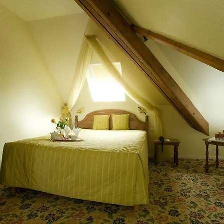 Logis - Belle Hotel, Lille-ouest