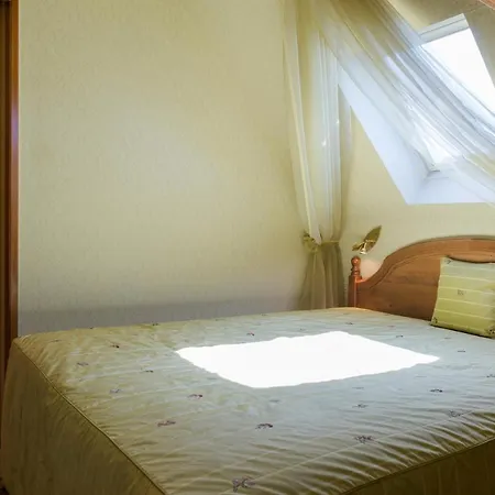 Hotel Logis - Belle Hotel, Lille-ouest 3*