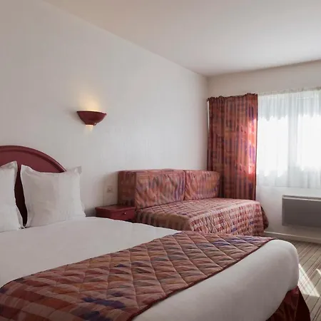 Hotel Logis - Belle Hotel, Lille-ouest 3*